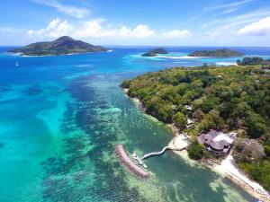 cerf island resort