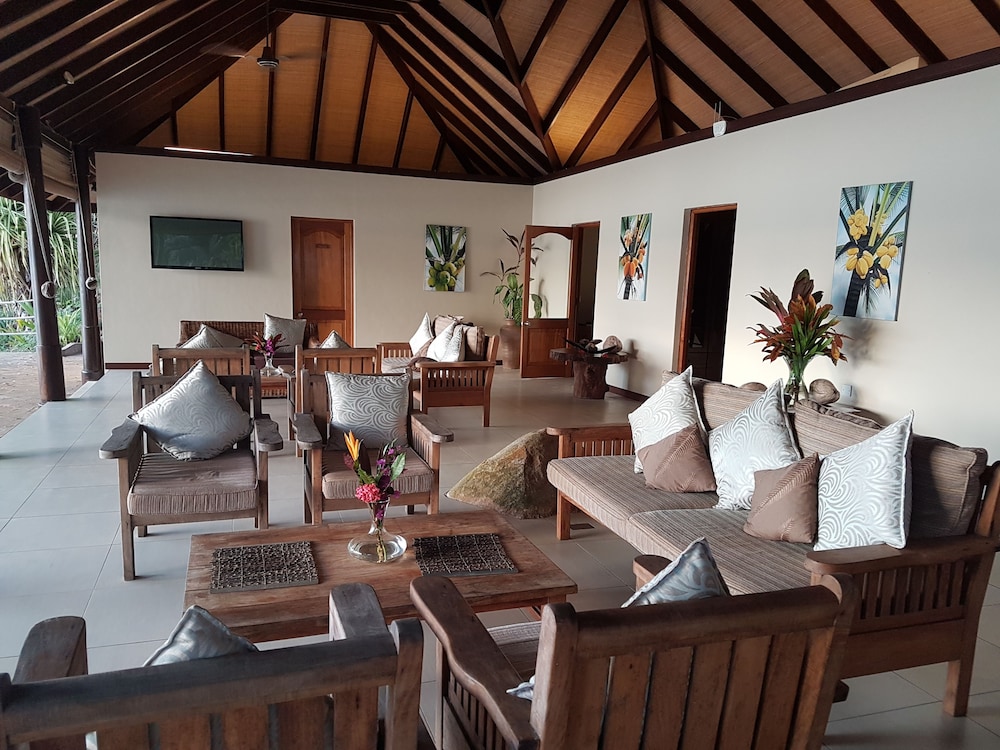 cerf island resort