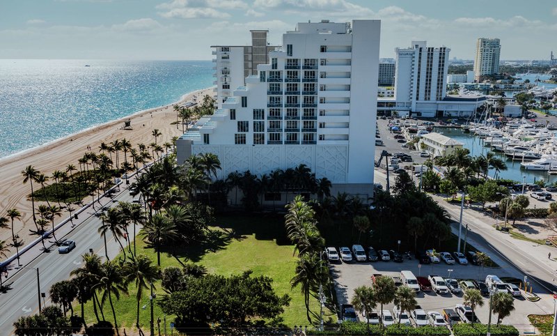 hotel maren fort lauderdale beach curio collection by hilton