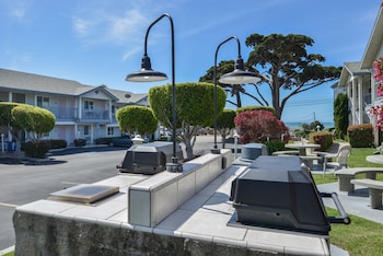 cayucos beach inn