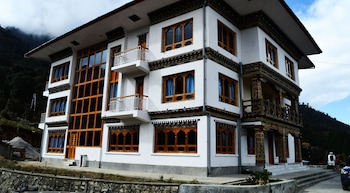 hotel kuenphen norbuding