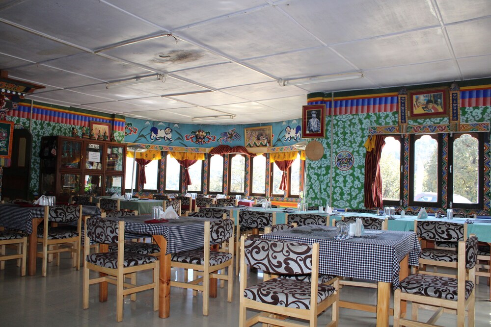 hotel kuenphen norbuding