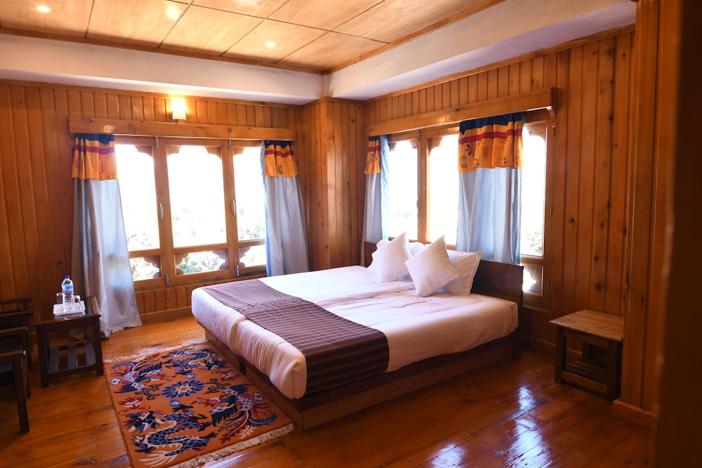 hotel kuenphen norbuding