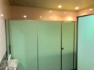 capsule hotel block room