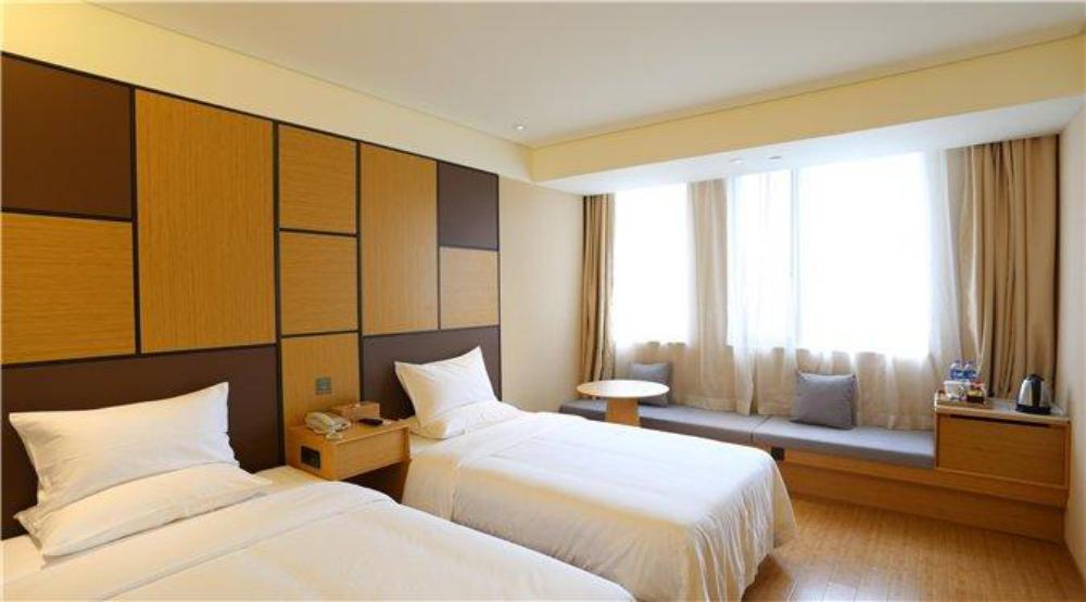 ji hotel yanan baimi avenue