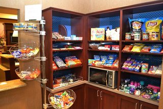hampton inn and suites greensburg