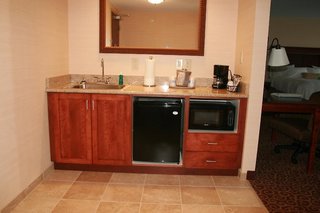 hampton inn and suites greensburg