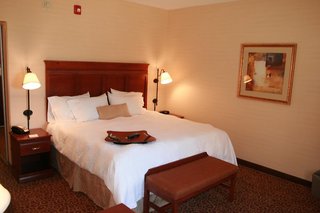 hampton inn and suites greensburg