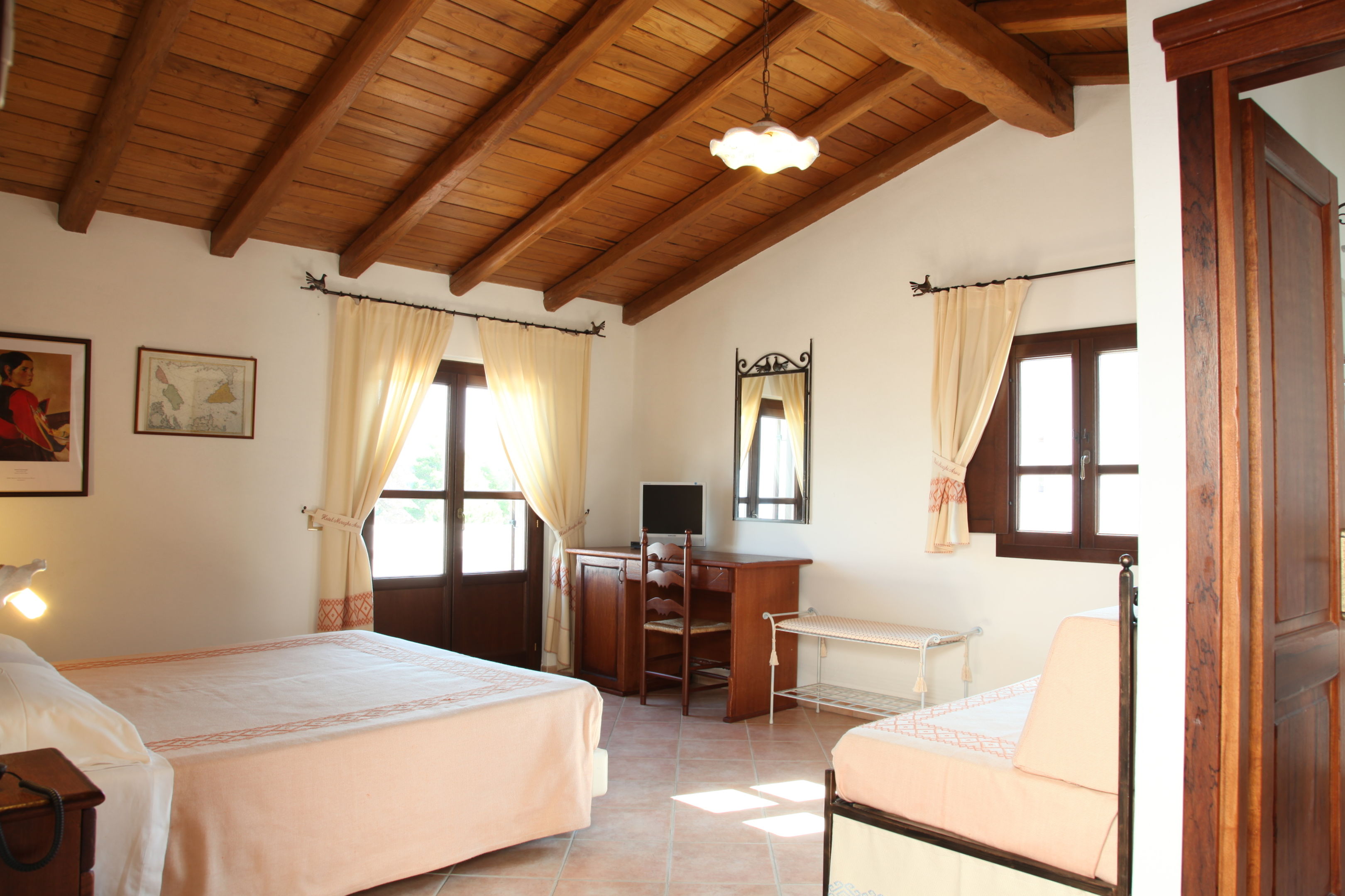 hotel nuraghe arvu