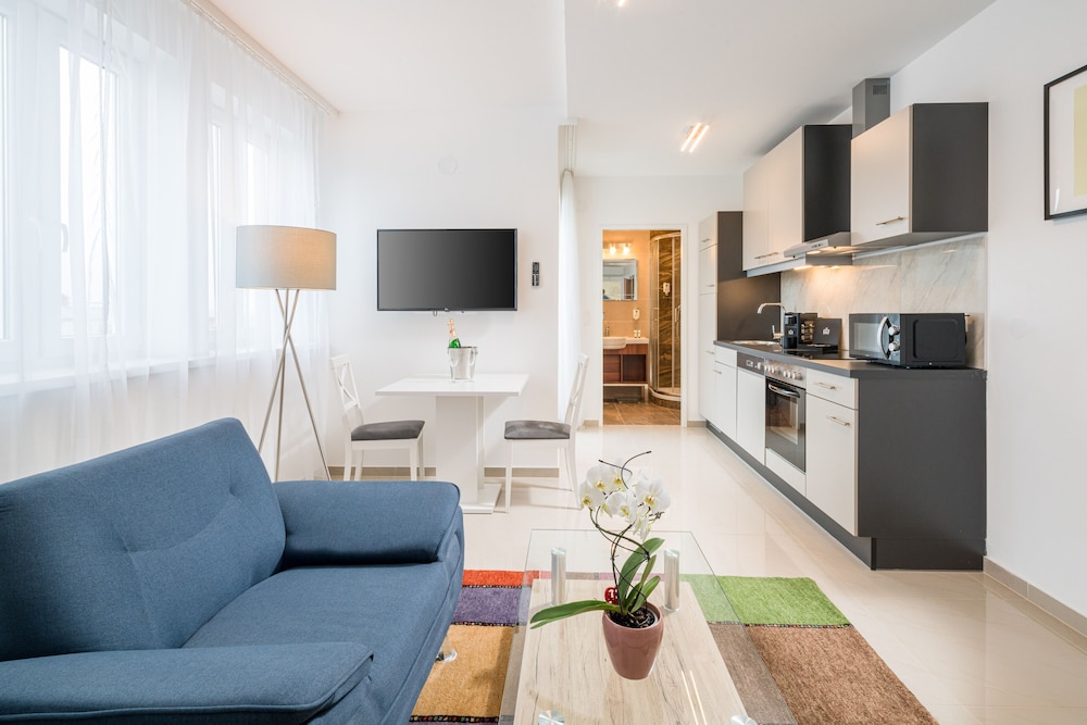 best western plus celebrity suites
