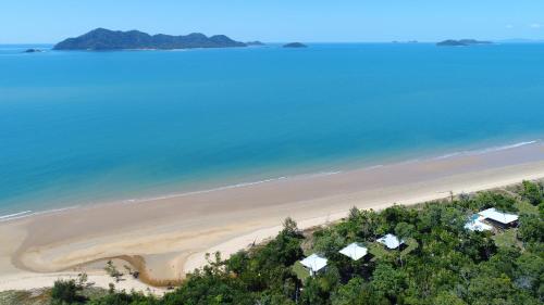 The Bungalows,Dunk Island>>Cassowary Coast,3.5 star