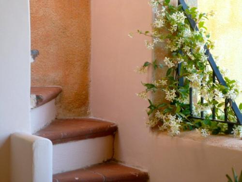 Il Borgo Appartamenti By Kasavacanze,Loiri>>Costa Smeralda,3 star