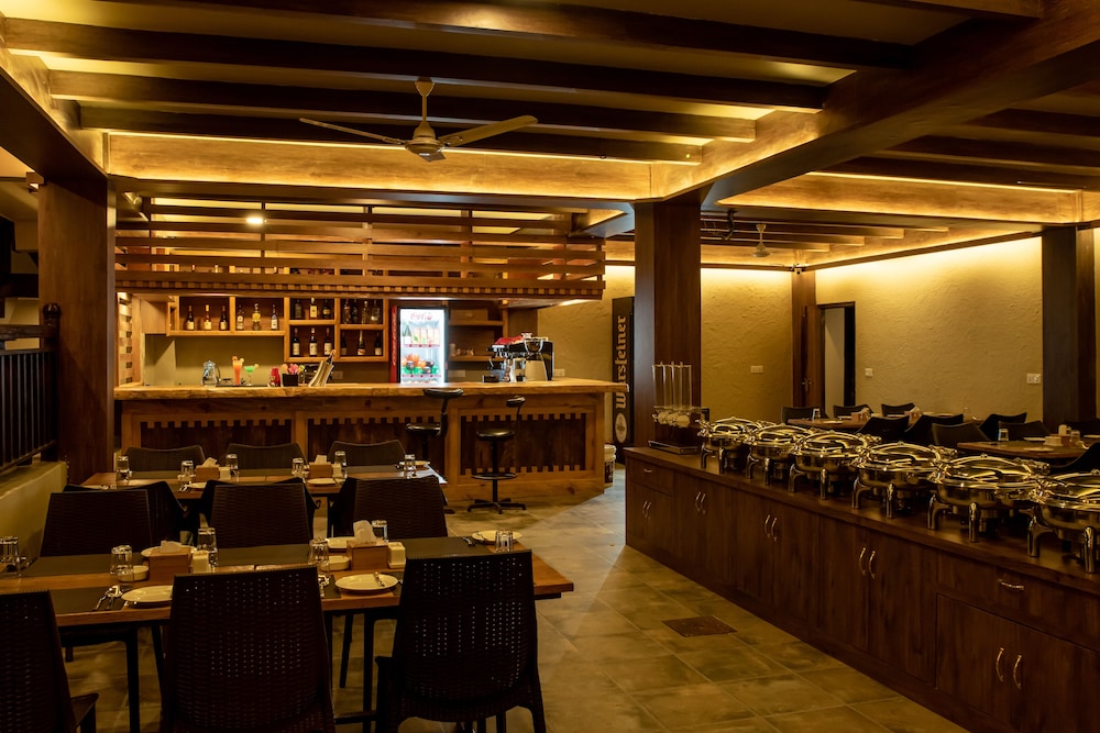 busy bee resort pokhara