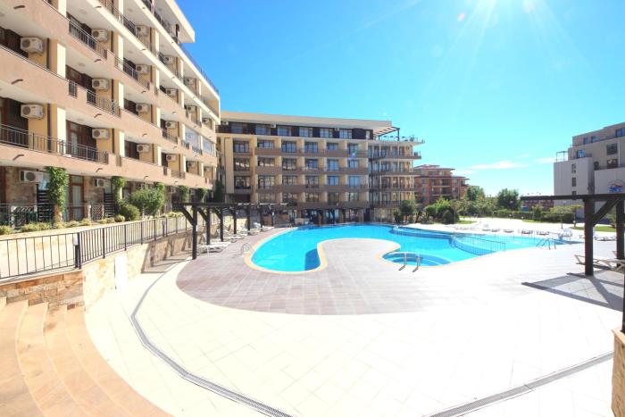 menada luxor apartments