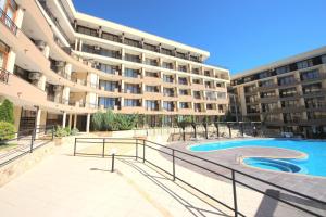 menada luxor apartments