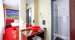 Best Western Plus Plaza Berlin Kurfuerstendamm,Near The Story Of Berlin,4 star