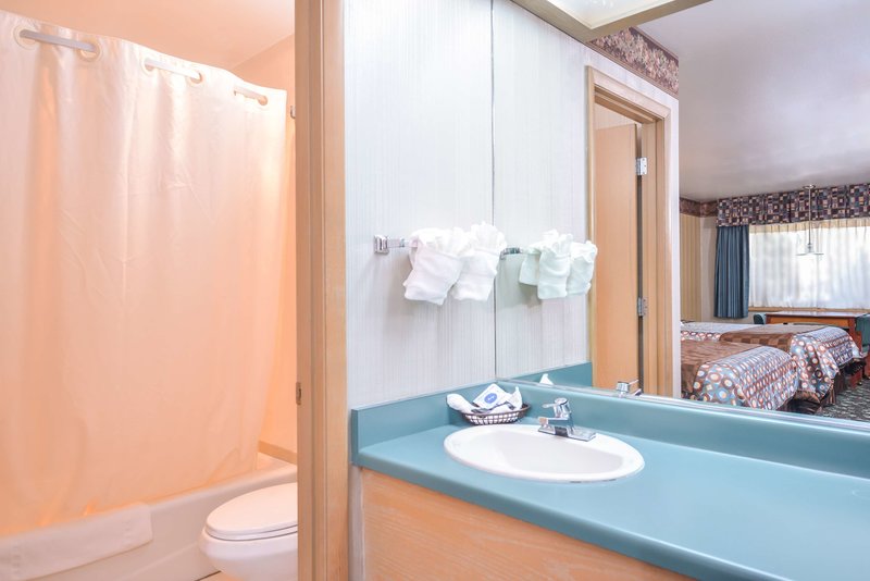 americas best value inn phoenix medford