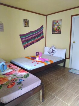 sun valley inn hostel