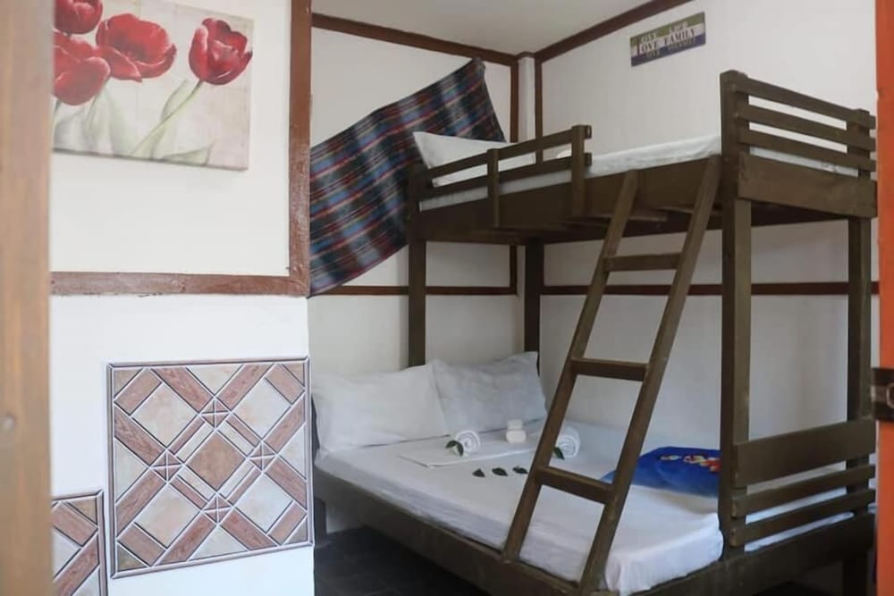 sun valley inn hostel