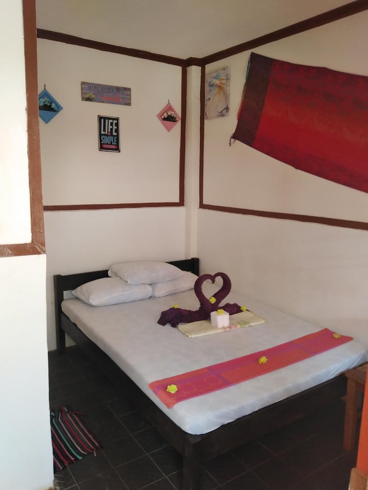 sun valley inn hostel