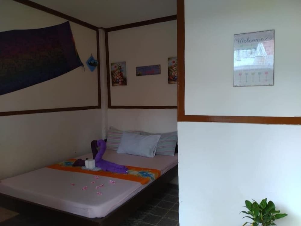 sun valley inn hostel