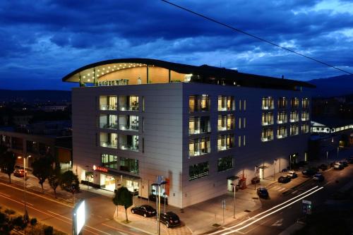 Hotel-Img