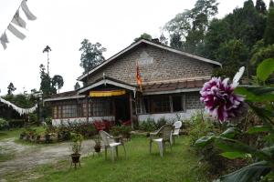 Rose Villa Heritage Bungalow No 9,Takdah>>Darjeeling,3 star