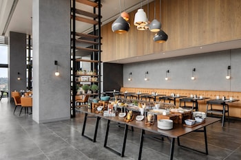 johannesburg marriott hotel melrose arch