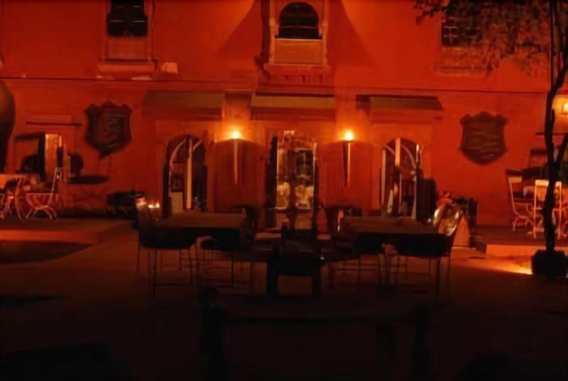 hotel bhairon vilas