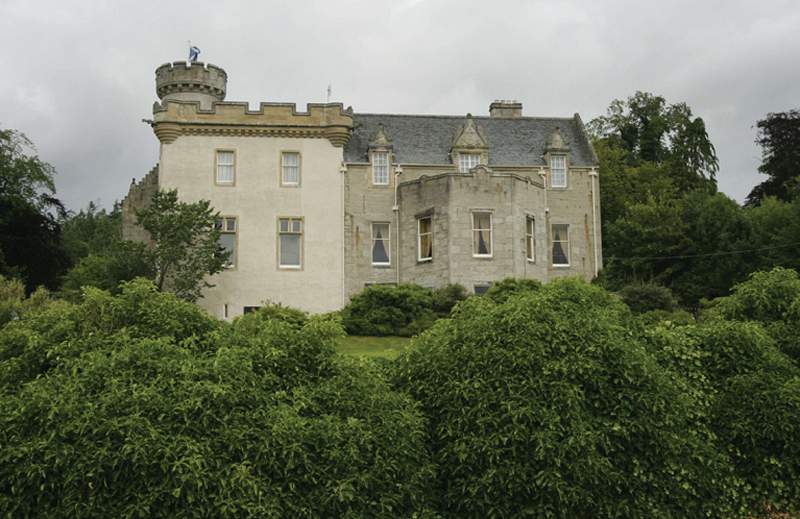 tulloch castle hotel