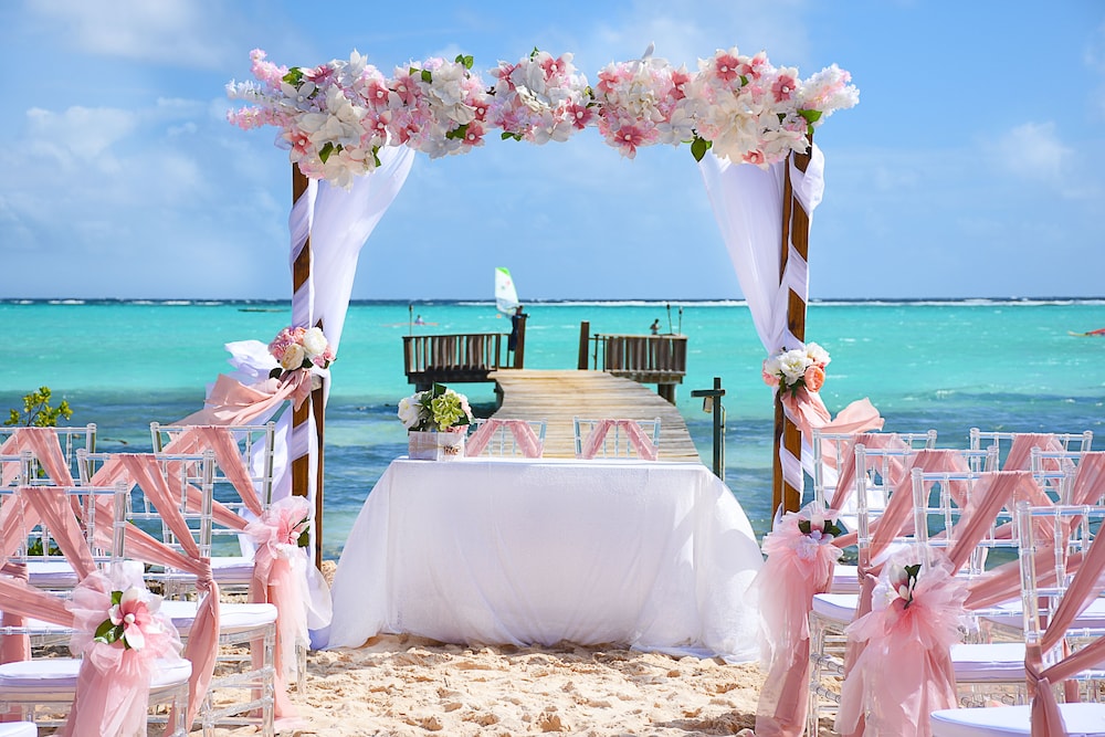 sorobon luxury beach resort