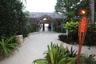 Breakas Beach Resort - Adults Only,Hideaway Island>>Efate,4 star