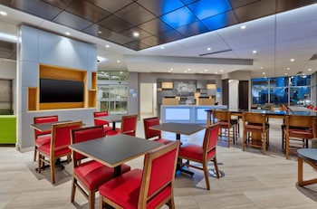 holiday inn express jersey city holland tunnel