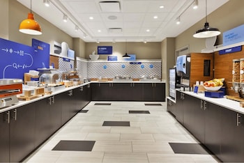 holiday inn express jersey city holland tunnel