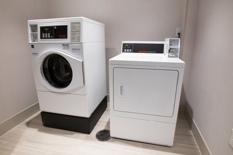 holiday inn express jersey city holland tunnel