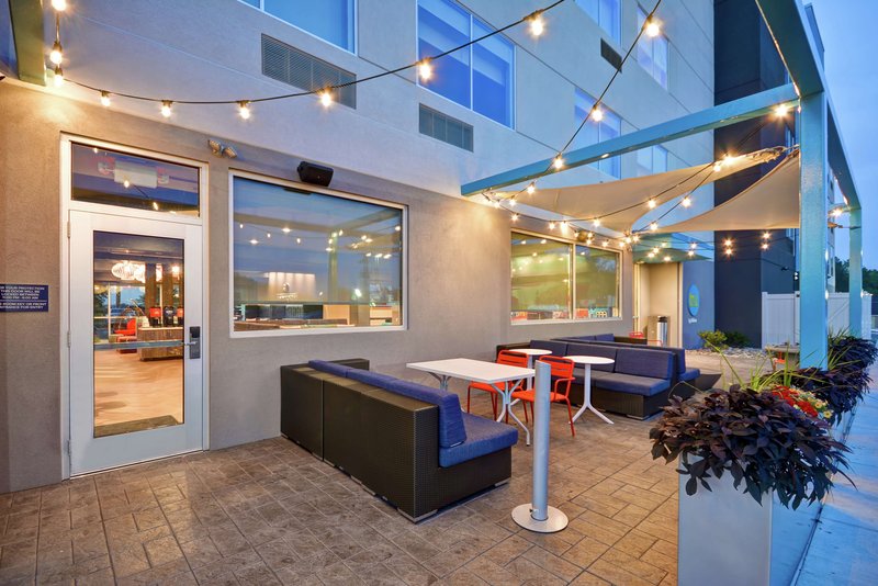 tru by hilton denver