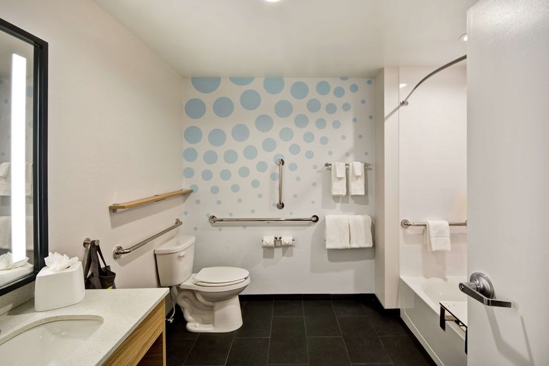 tru by hilton denver