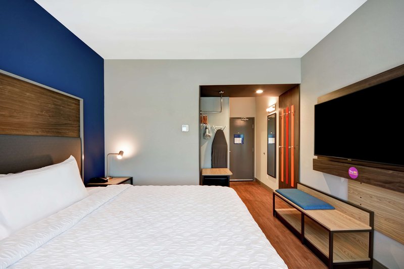 tru by hilton denver