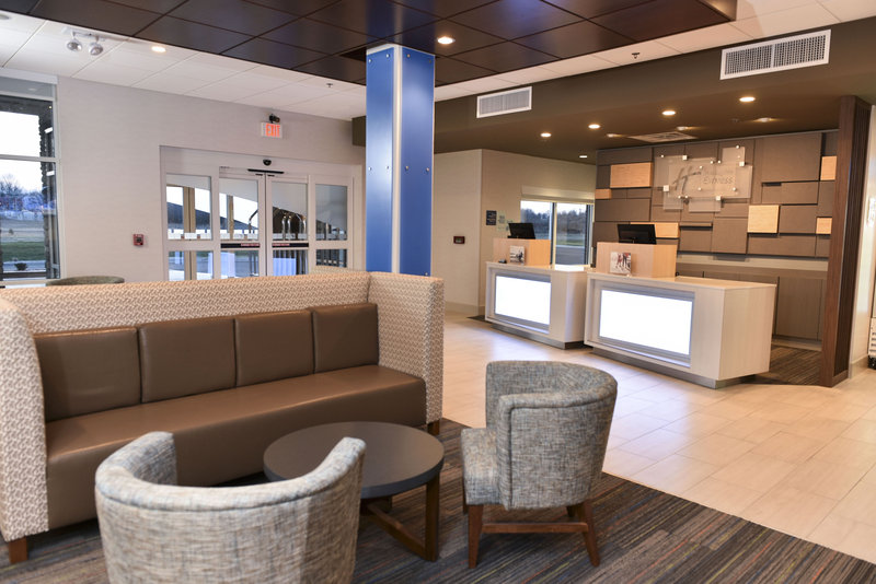 holiday inn express and suites madisonville an ihg hotel