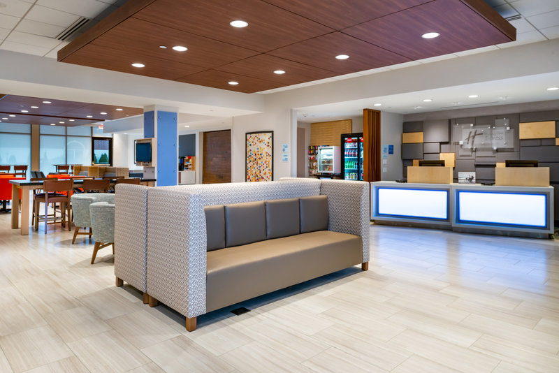 hol inn exp and suites romeoville joliet north