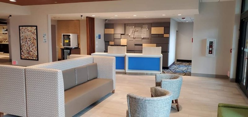 hol inn exp and suites romeoville joliet north