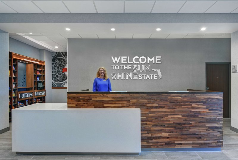 hampton inn and suites middleburg
