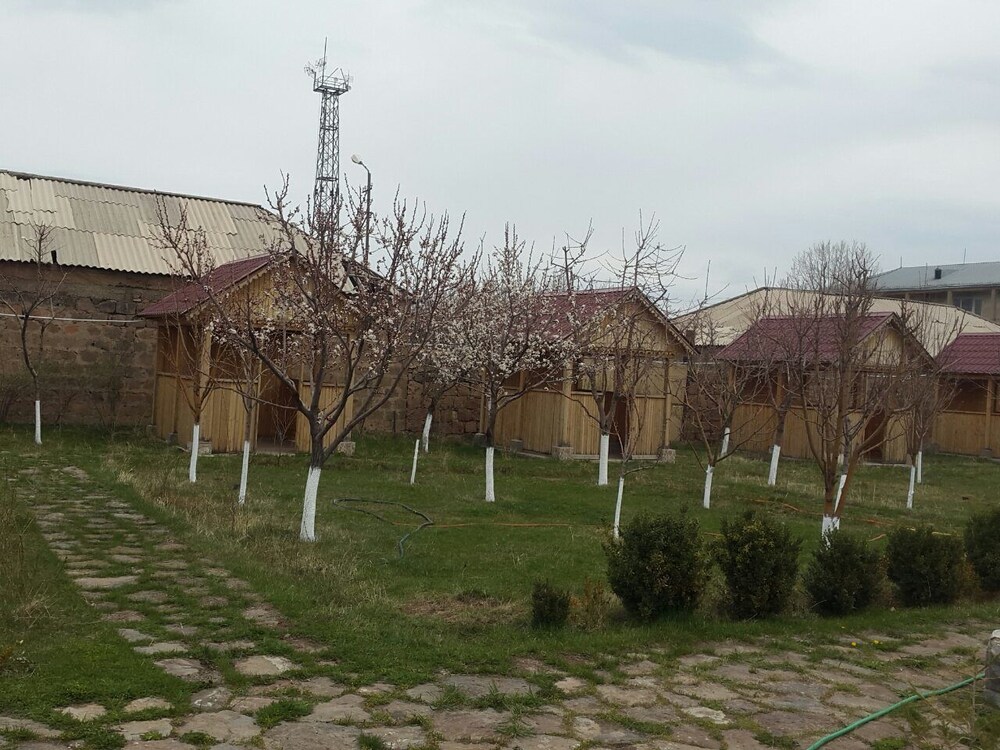 martuni
