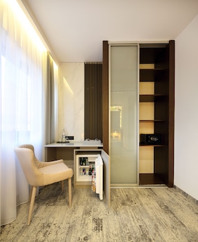 boutique hotel platinum