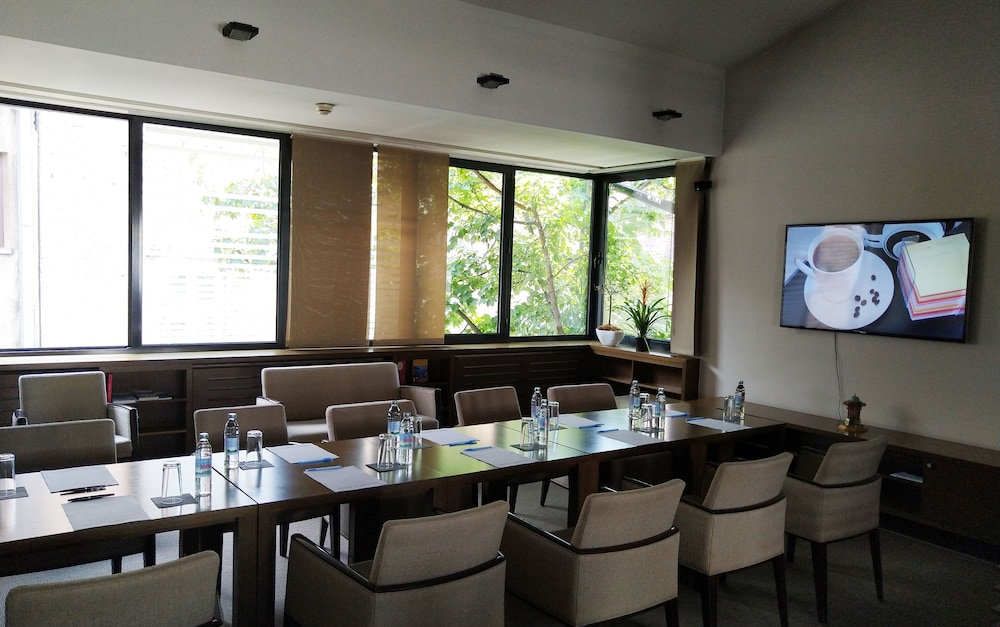 boutique hotel platinum