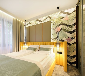 boutique hotel platinum