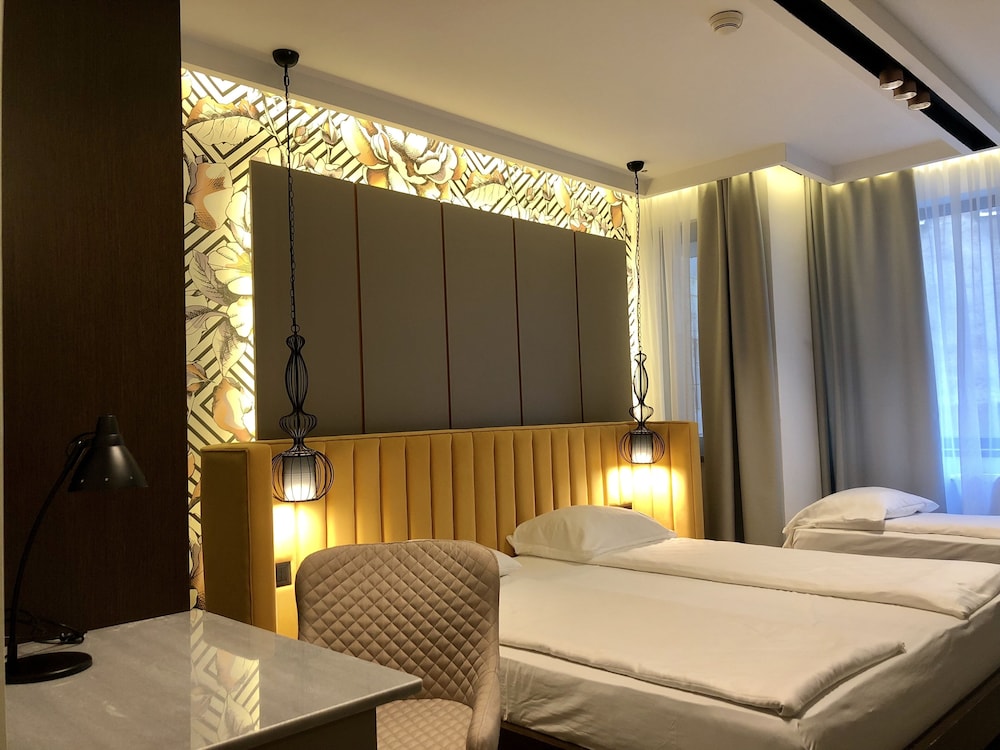 boutique hotel platinum