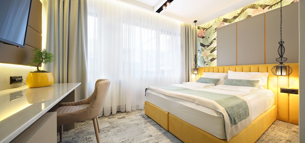 boutique hotel platinum