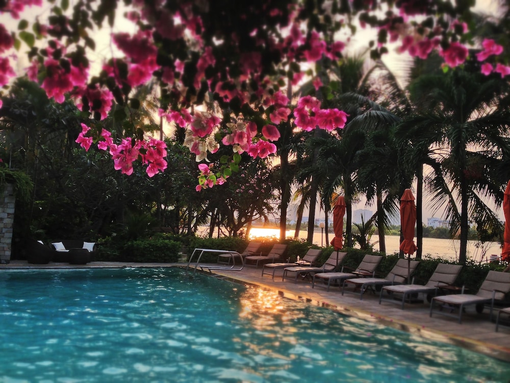 saigon domaine luxury residences