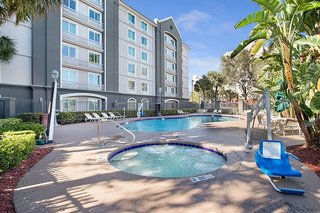 La Quinta Inn & Suites By Wyndham Ft. Lauderdale Airport,Fort Lauderdale>>Florida,3 star